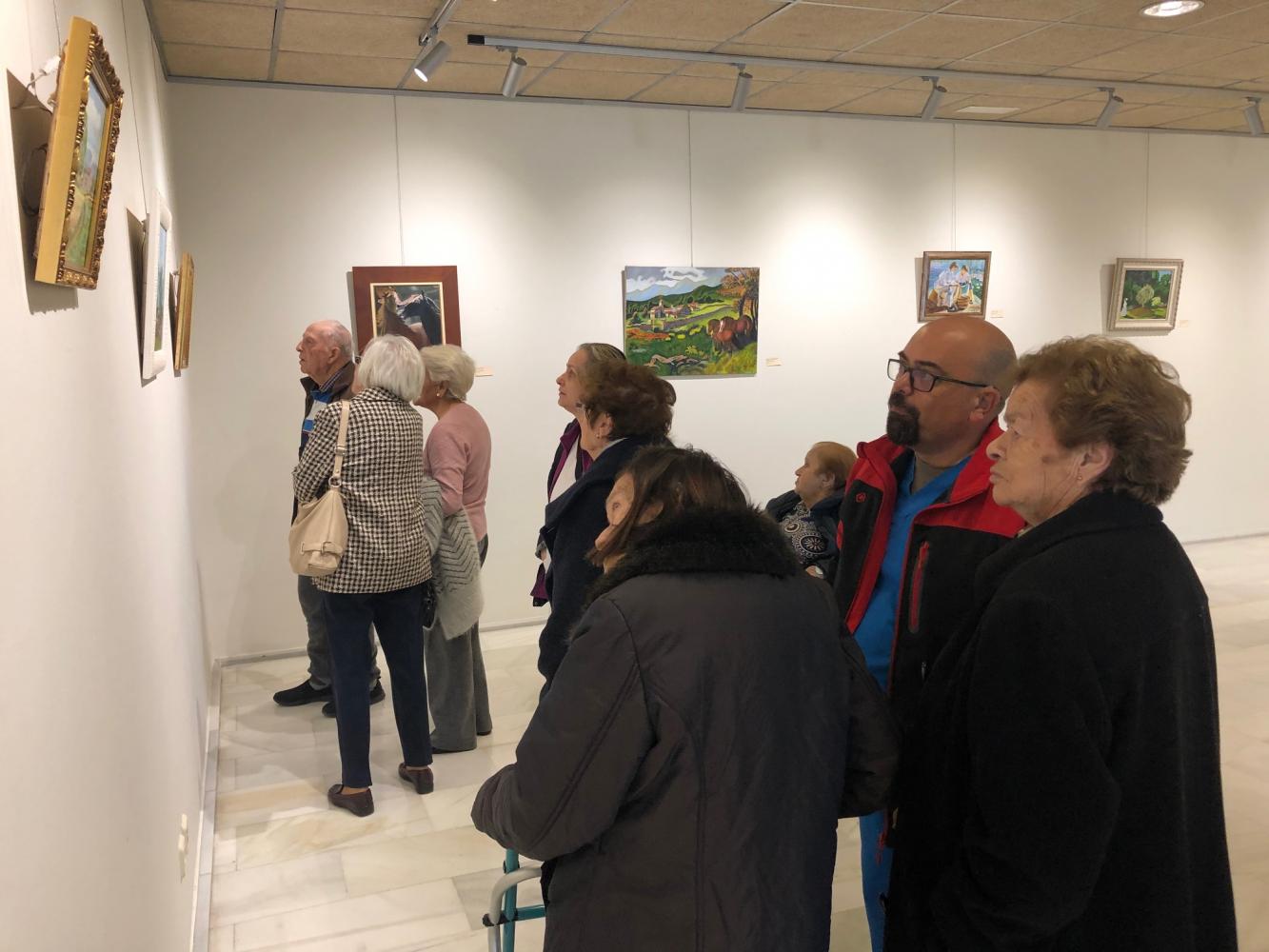 Excursión a la exposición de pintura de D. Félix Heredero de la Parra Foto 5